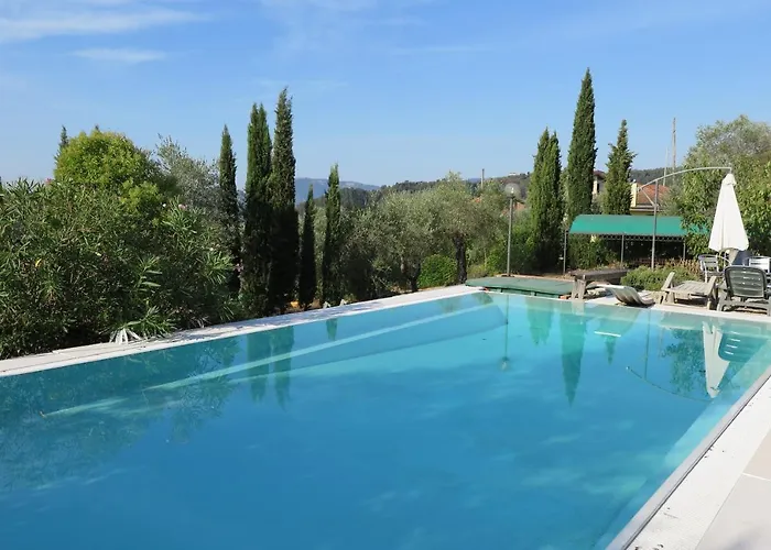 Banks 1 Vezzano Ligure