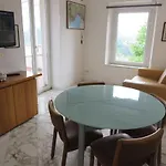 Banks 1 * Веццано-Лигуре
